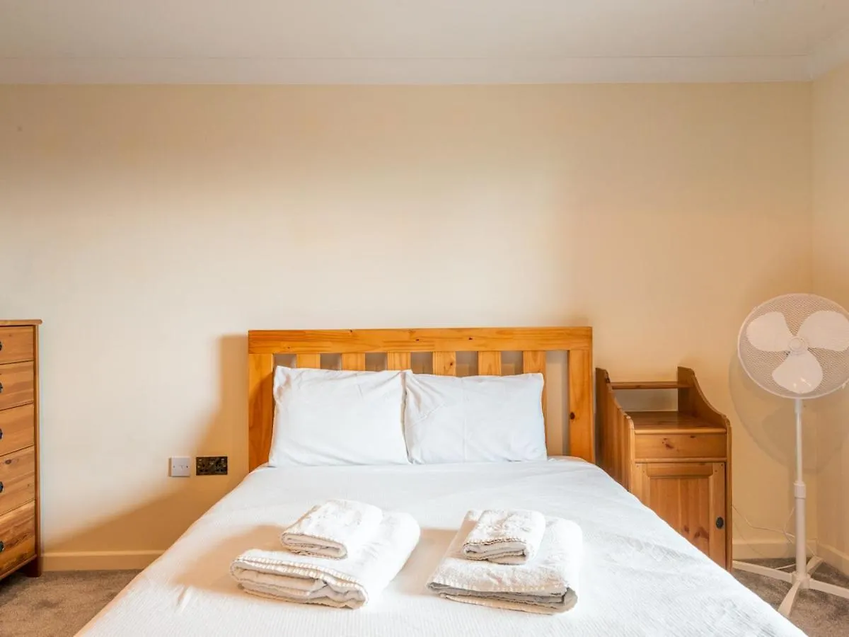 Pass The Keys Cozy Apartment With Private Balcony In Whitechapel London United Kingdom