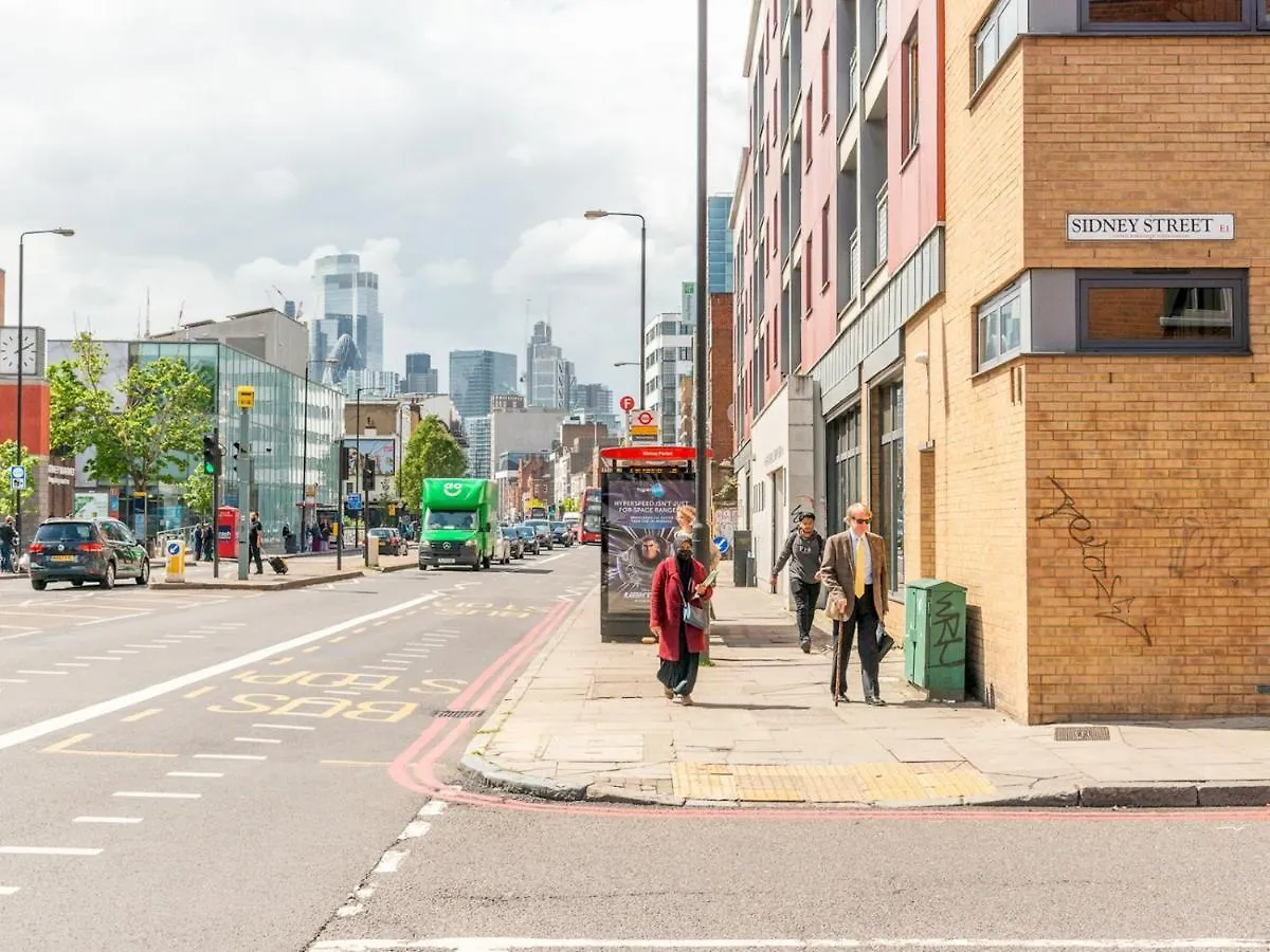 Pass The Keys Cozy Apartment With Private Balcony In Whitechapel London 0*,